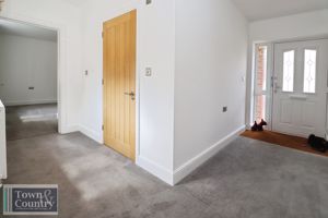 ORCHARD CRESCENT- click for photo gallery